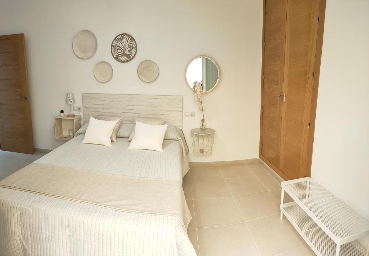 Relax Chiclana-Aparcamiento Privado-Tv Cable-Wifiplus-Aire Acond-Incluido Чиклана-де-ла-Фронтера Екстер'єр фото